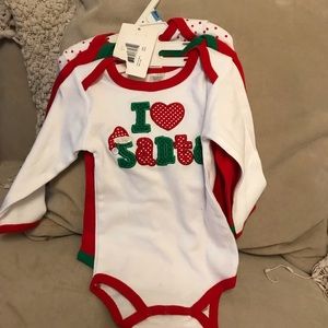 Baby kiss onesies